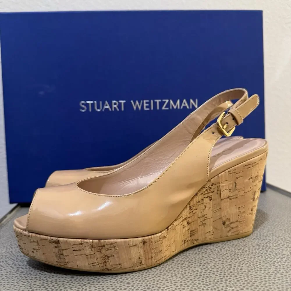 STUART WEITZMAN AUTH $399 Women Beige Patent Leather Jean Wedge Sandals Size 9 M